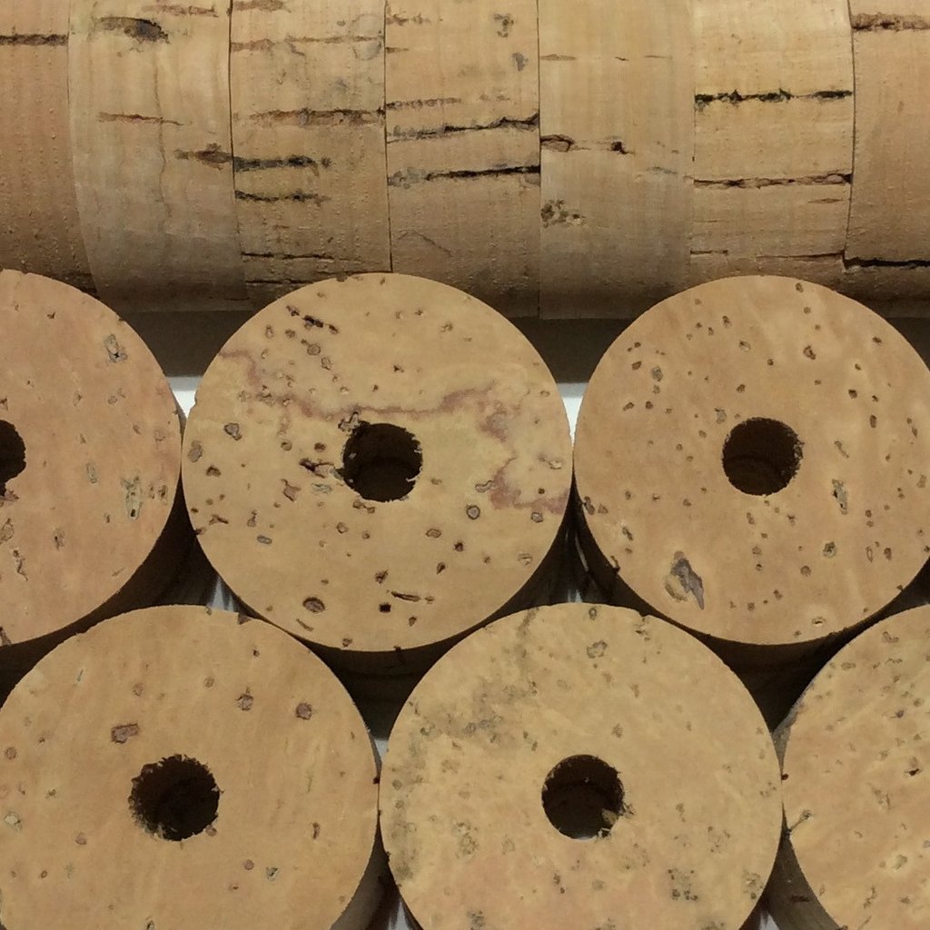 Cork disc EXTRA 1 1/4" x 1/2"  (32mm x 13mm) with hole 1/4"  (6mm)